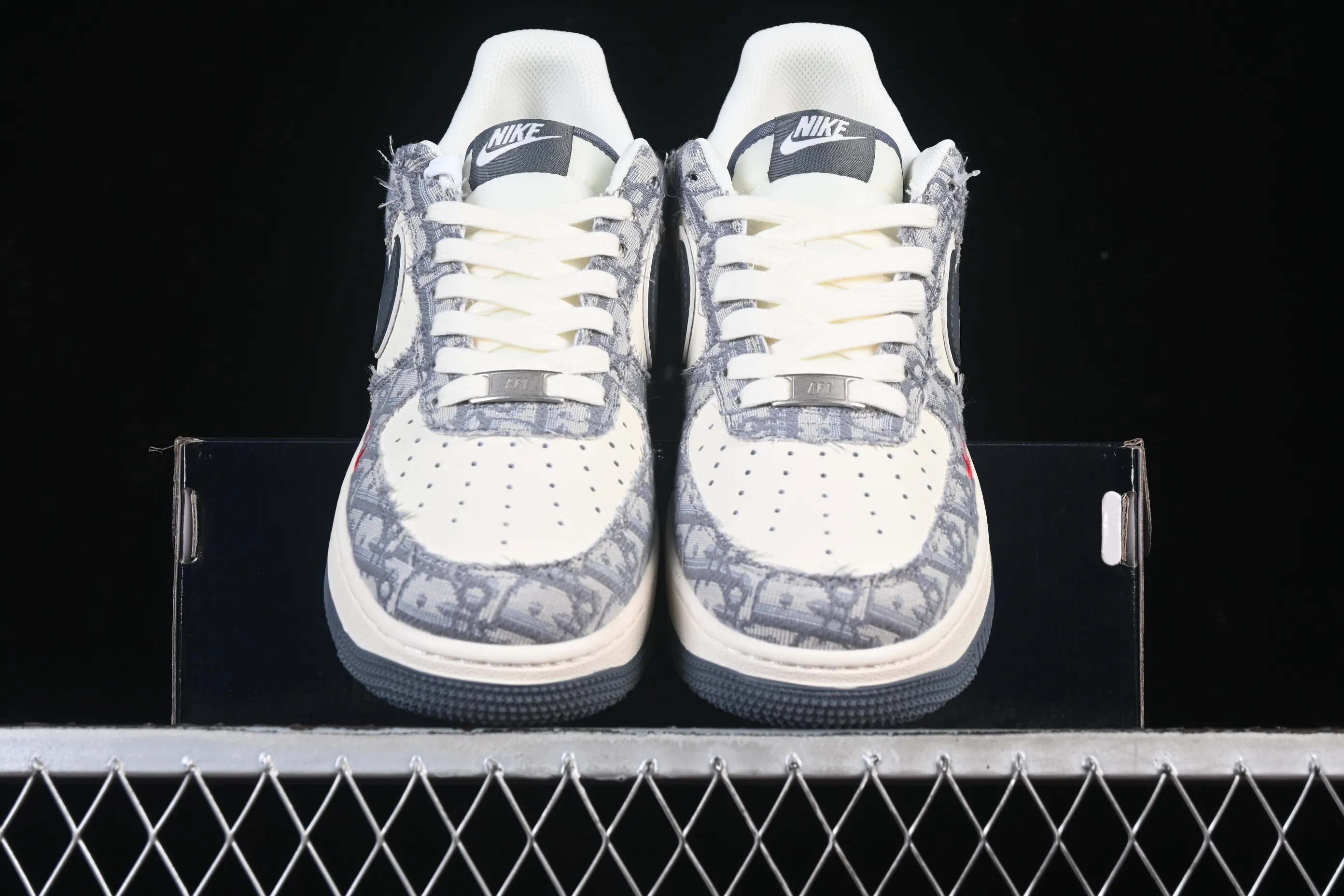 All categories Nk Air Force 1 Air Force series Nk Air Force 1 Low Air Force low top Nike Air Force 1'07 Low Dior joint pattern beige gray red Air Force 1 low top casual sneakers MZ9588-807
